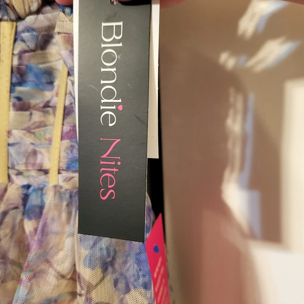 Blondie Nites Pastel Floral Dress in Lavender, Pink & Blue - Picture 9 of 9